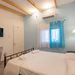 Alley House By Rentalspro Services - Halkidiki نيكيتي