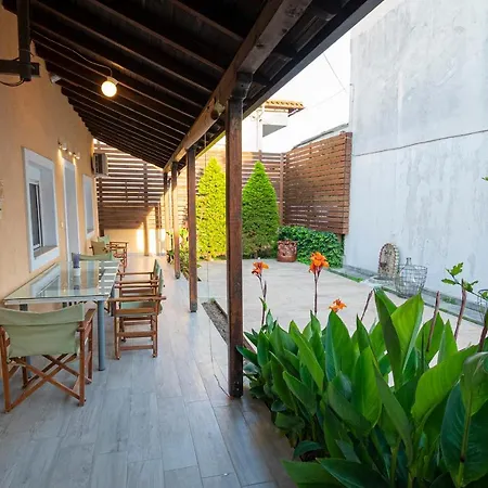 Alley House By Rentalspro Services - Halkidiki * نيكيتي